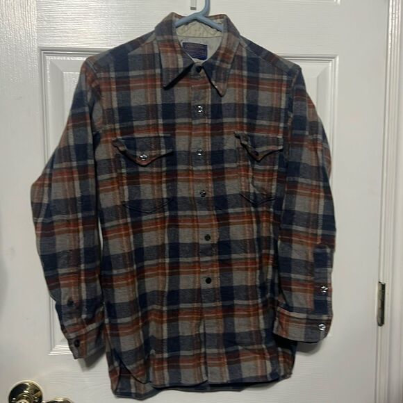 🔥🔥Vintage PENDLETON Virgin Wool Thick Flannel Shirt - Size 16 1/2 - EXCELLENT - Picture 1 of 8